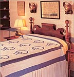 Oxmoor House Best-Loved Quilt Patterns: Cherry Basket