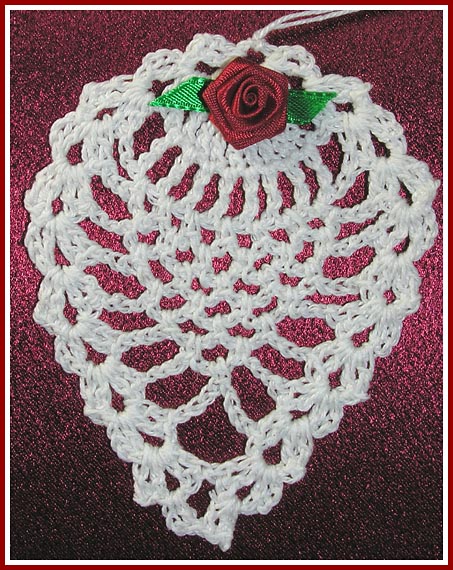 Crochet Christmas Ornament Patterns | AllFreeChristmasCrafts.com